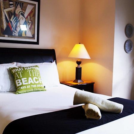 Rooftop Resort - Clothing Optional - Adult Only Hollywood Ngoại thất bức ảnh