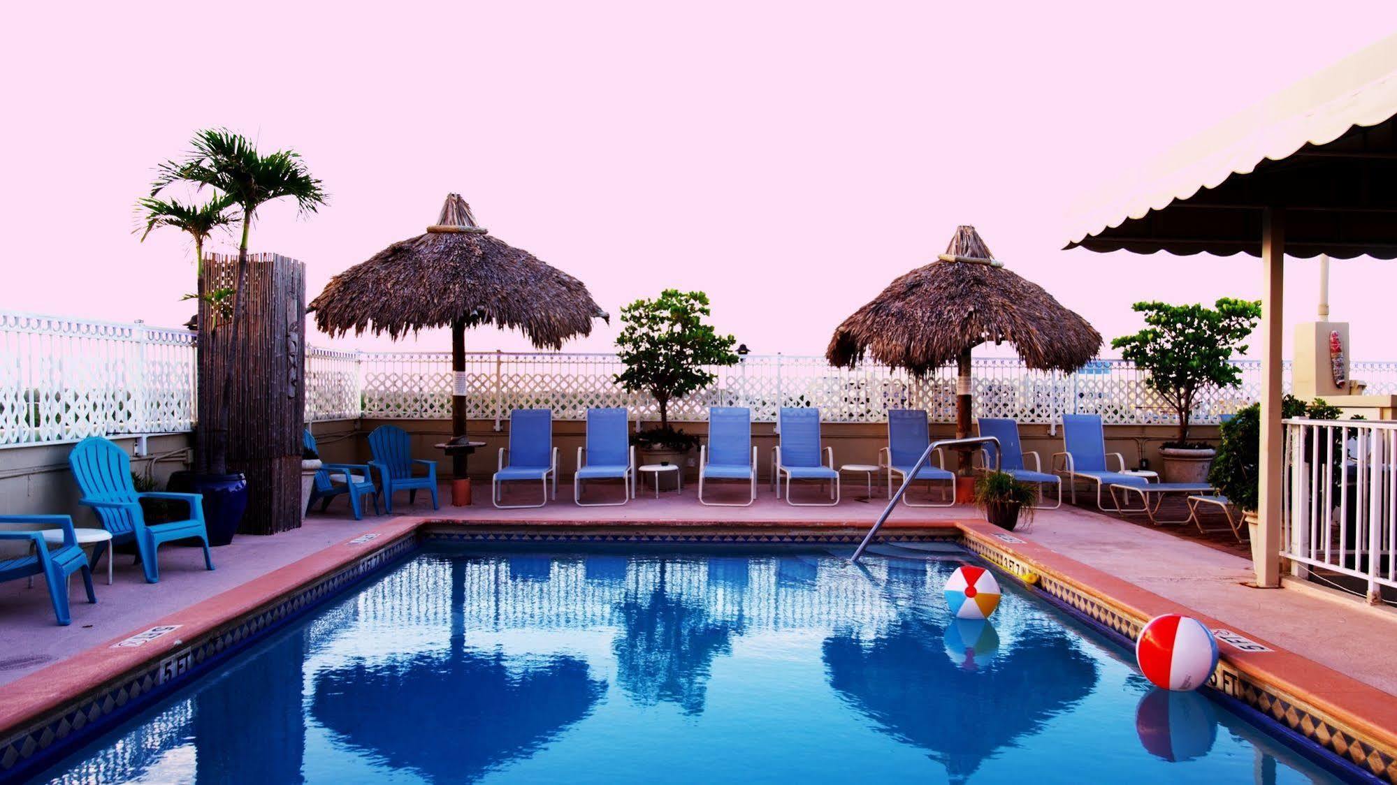 Rooftop Resort - Clothing Optional - Adult Only Hollywood Ngoại thất bức ảnh